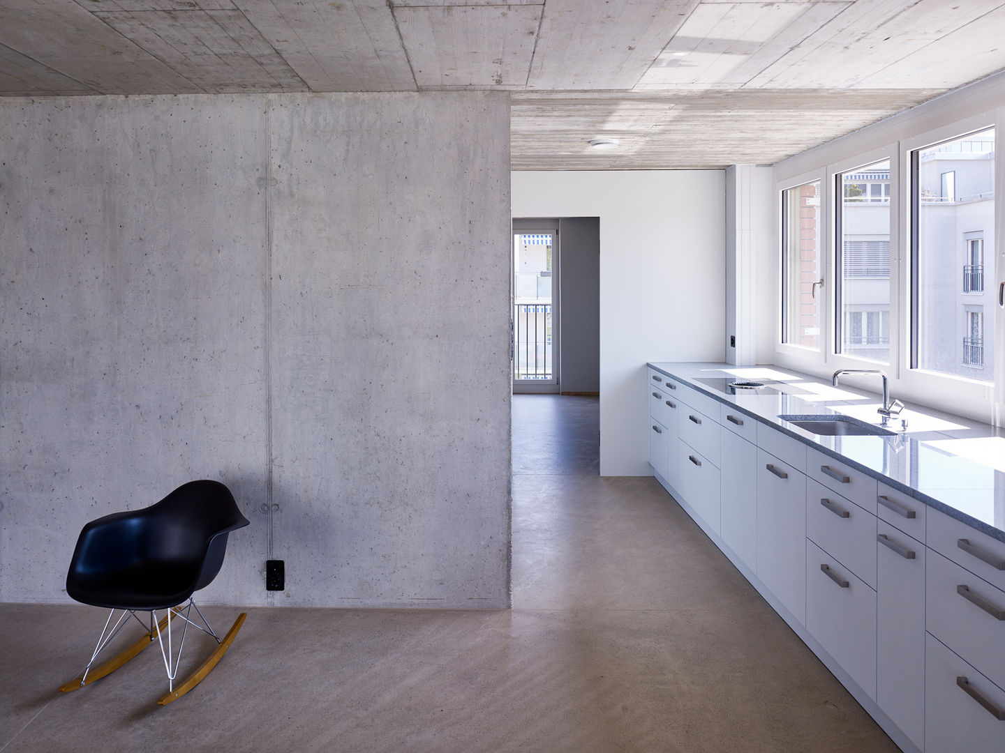 BAUMEISTERHAUS IN ZÜRICH OERLIKON (2010 - 2015), Käferstein & Meister Dipl. Architekten ETH BSA SIA Käferstein & Meister Dipl. Architekten ETH BSA SIA Kitchen