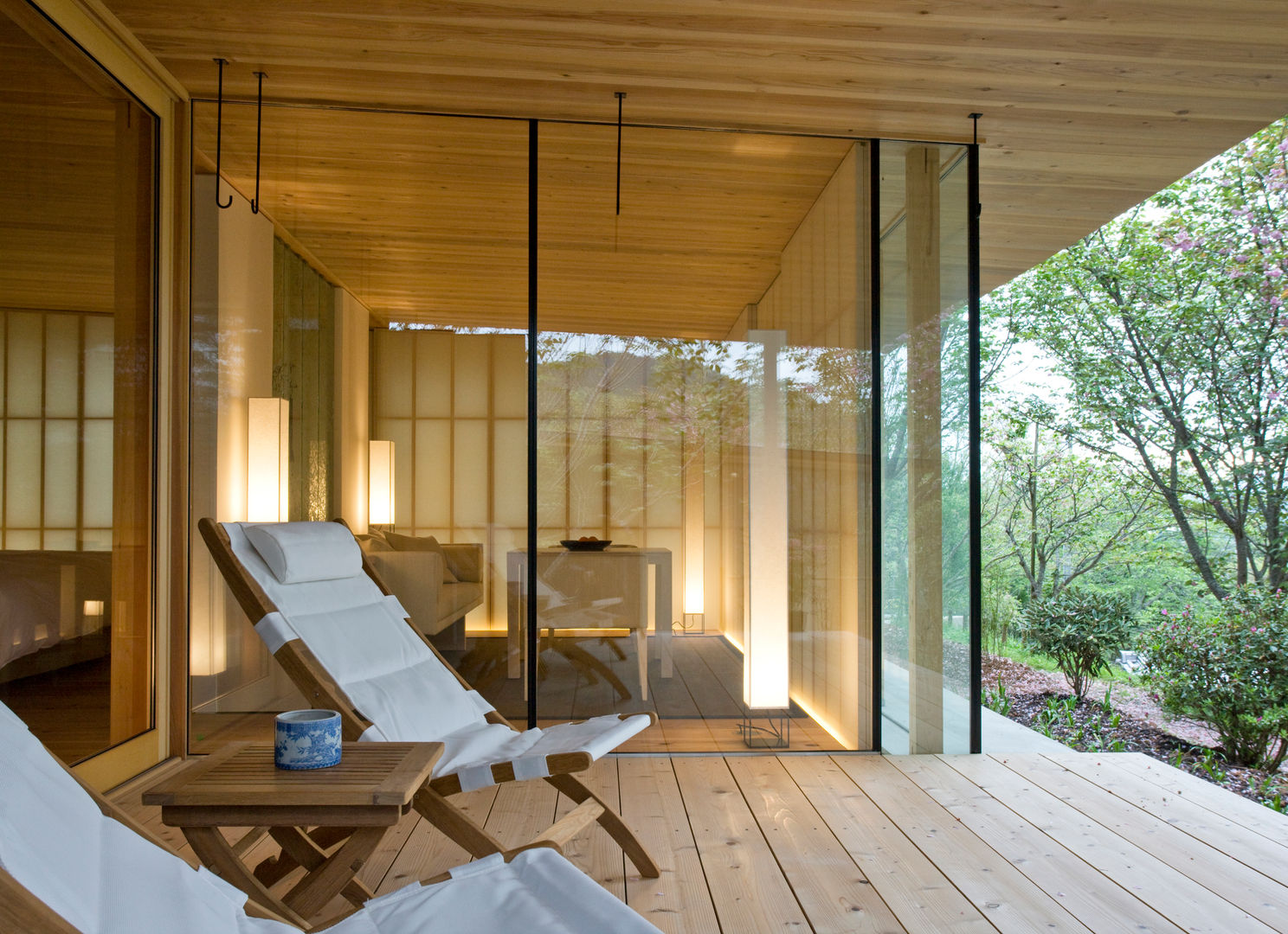 auberge uchiko, ATELIER A+A ATELIER A+A Spazi commerciali Hotel