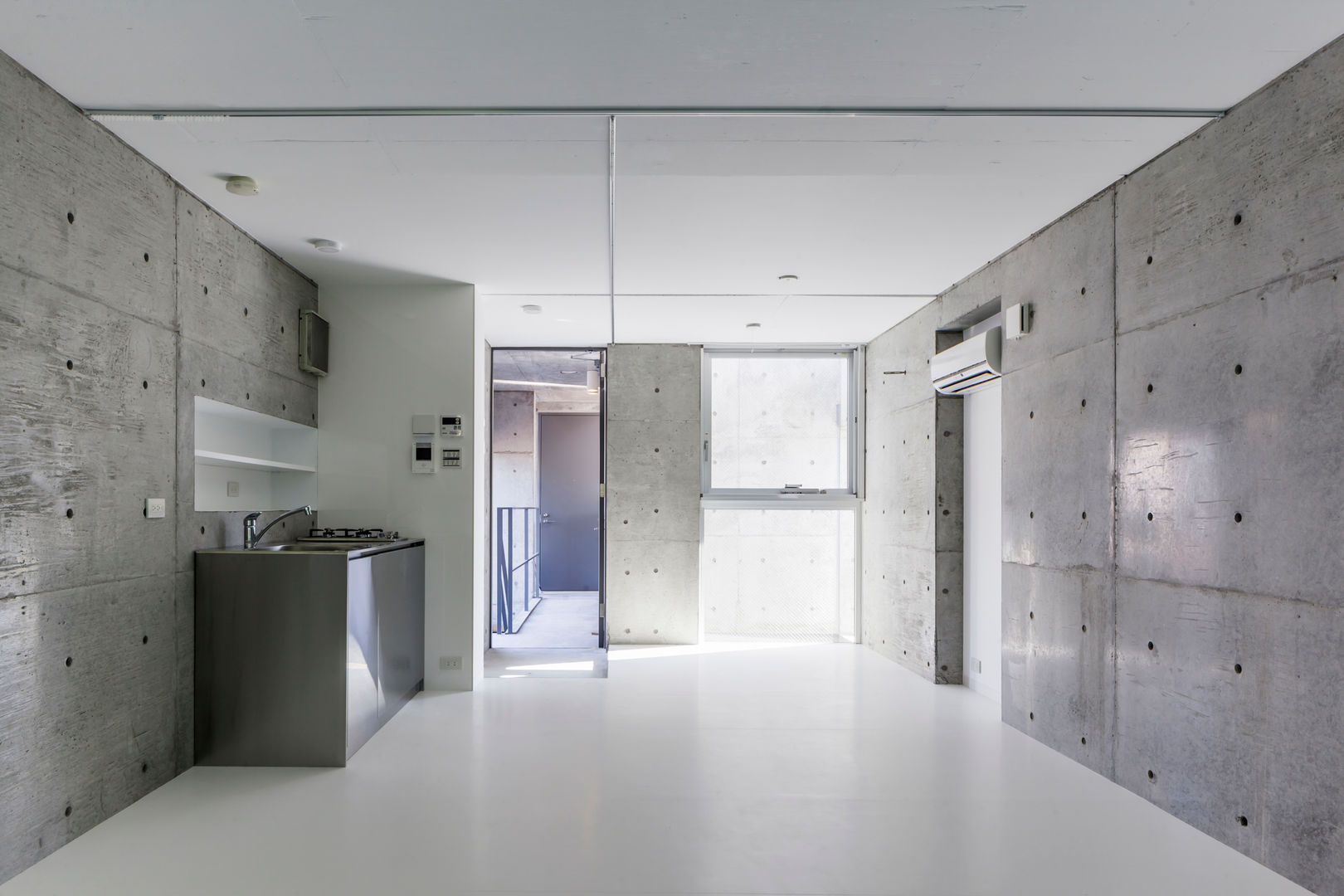 9 cross, ATELIER A+A ATELIER A+A Modern media room