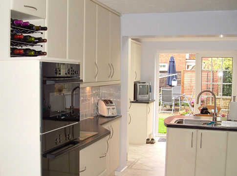 Some Recent Installations, Traditional Woodcraft Traditional Woodcraft Modern kitchen