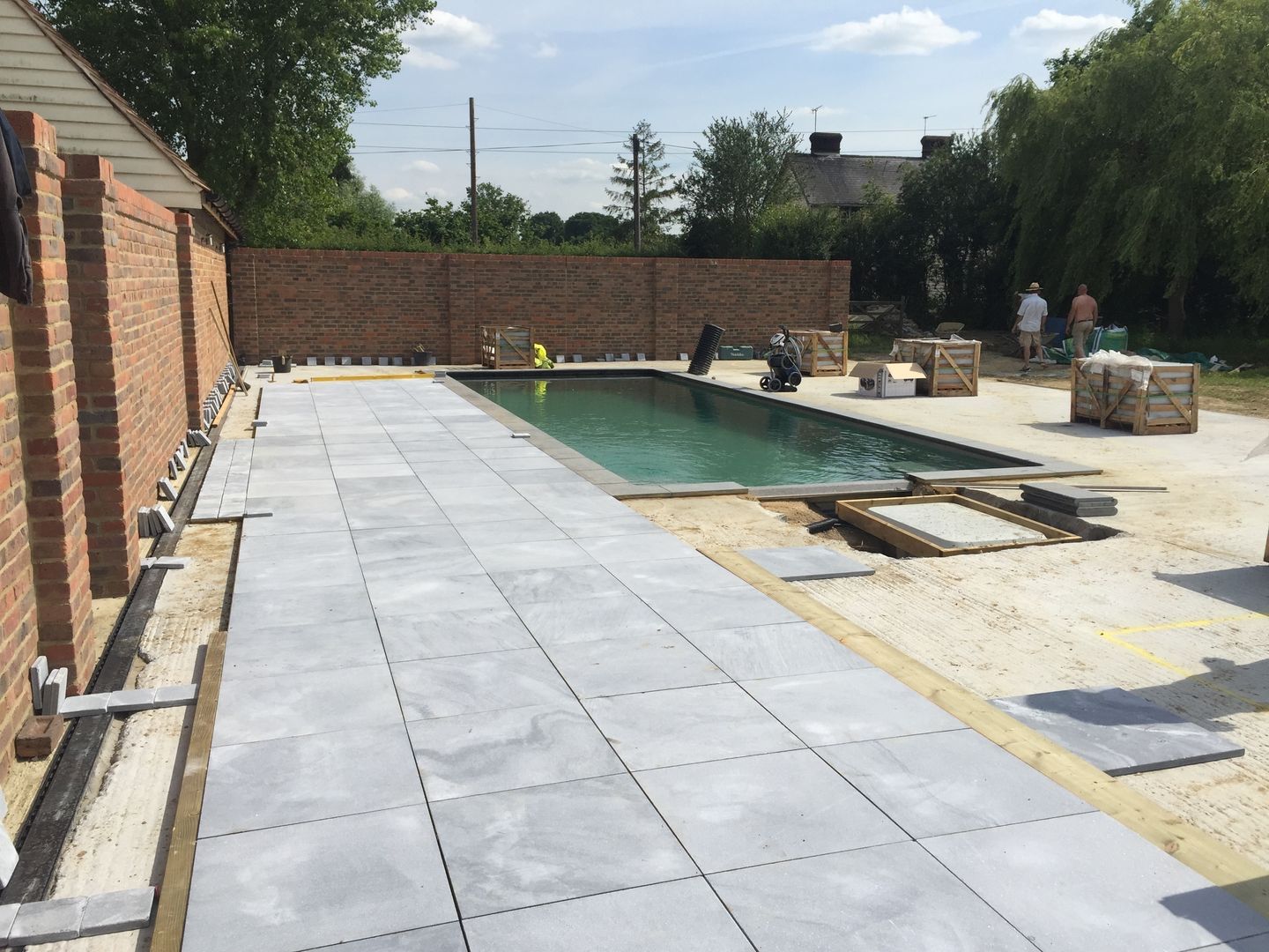 Paving Going down: modern by XL Pools Ltd, Modern