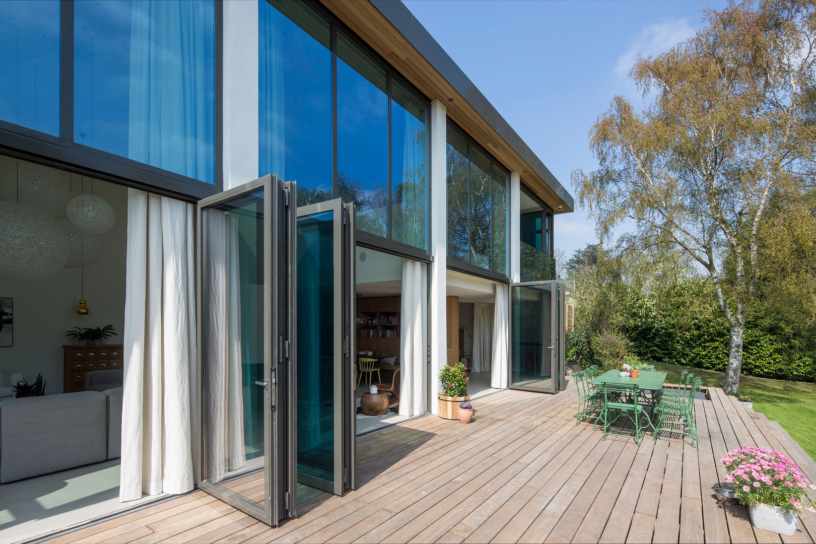 Open tuingevel met terras: modern door ara | antonia reif architectuur, Modern