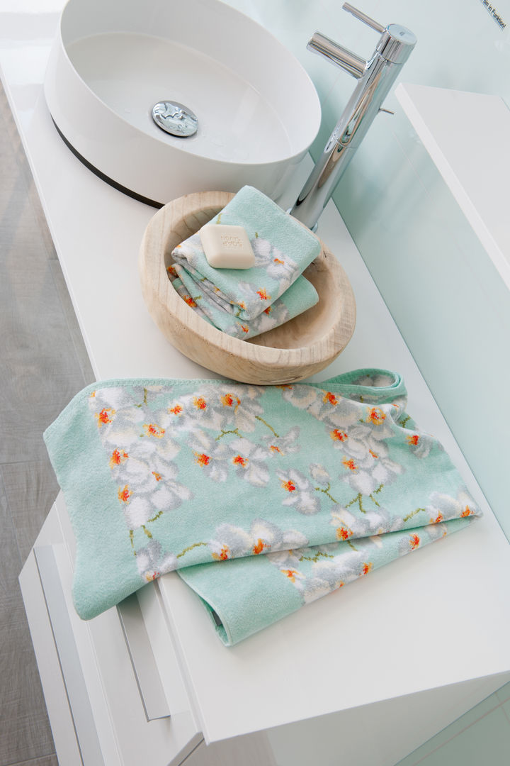 ORCHIDEE – Wellness- und Wohlfühlartikel von FEILER, FEILER FEILER Modern bathroom Textiles & accessories