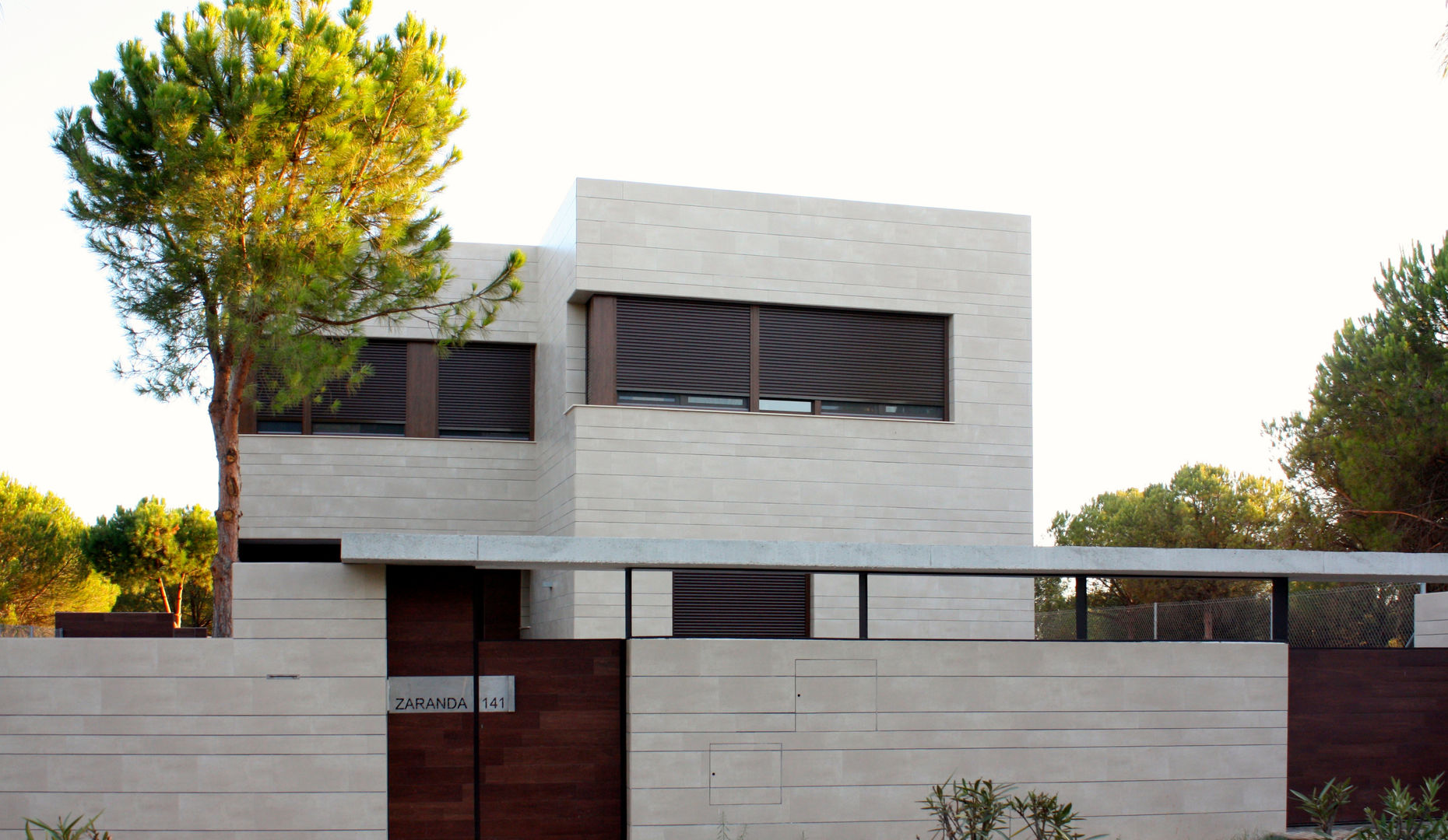 Casa Zaranda, LAR arquitectura LAR arquitectura 모던스타일 주택