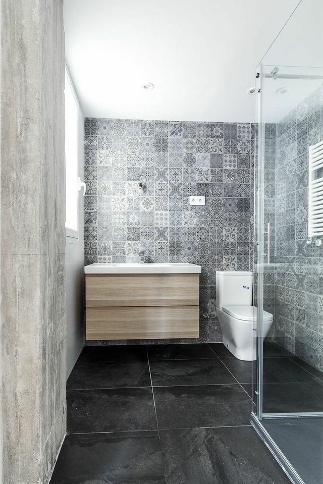 ReinaVictoria 2015, MÓRULA MÓRULA Mediterranean style bathrooms