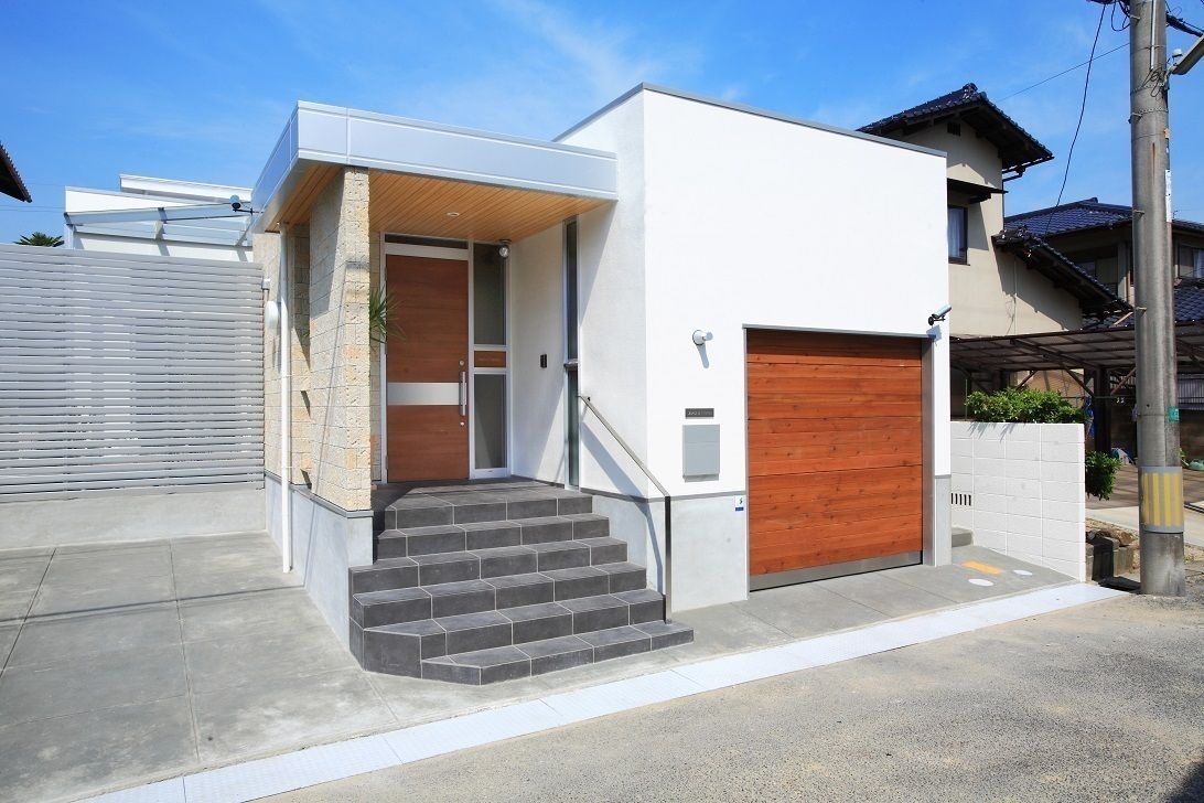 シンプルでモダンな平屋の家, ヒロ・デザイン・ラボ ヒロ・デザイン・ラボ Case moderne