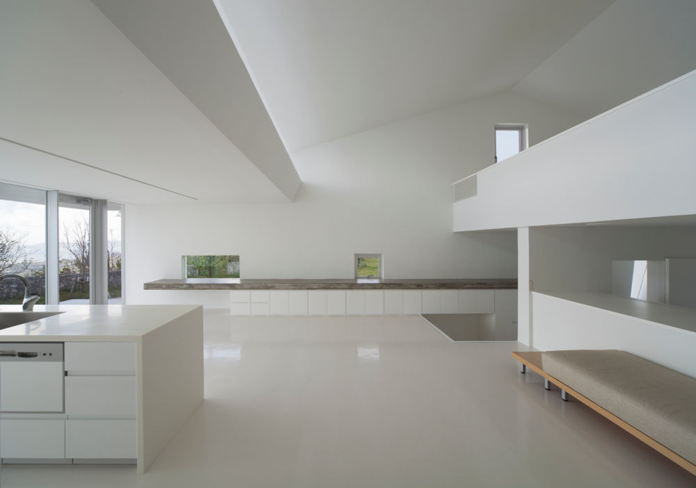 中城の家, 森裕建築設計事務所 / Mori Architect Office 森裕建築設計事務所 / Mori Architect Office Moderne woonkamers