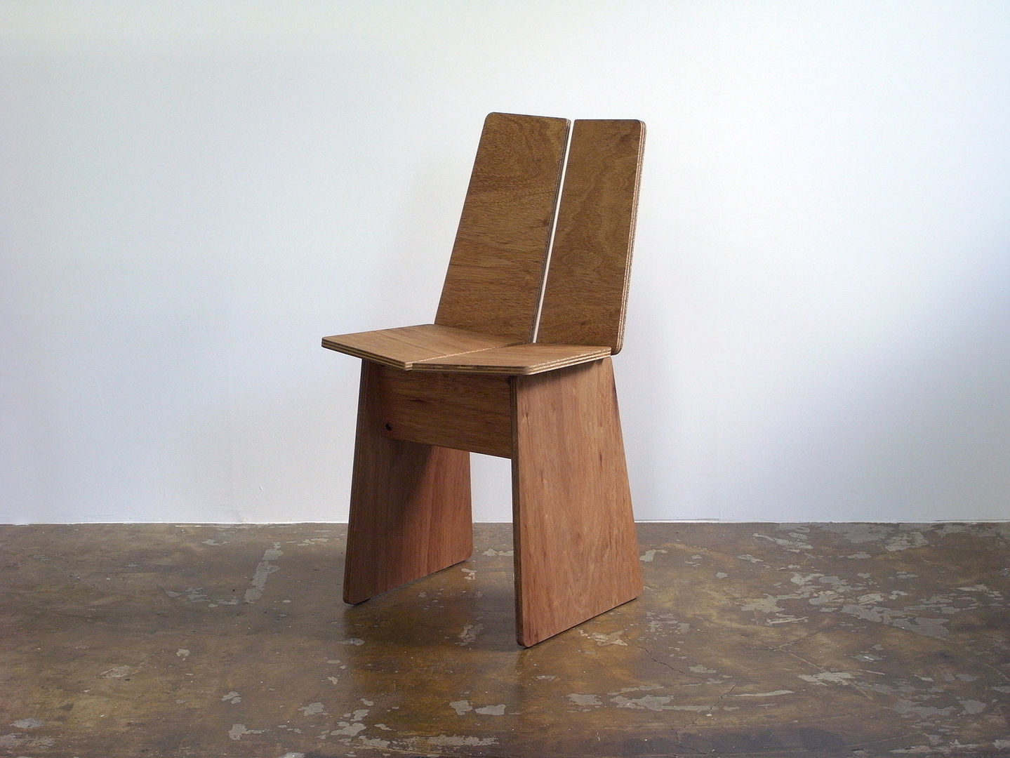 Laurus, TAIJI FUJIMORI ATELIER TAIJI FUJIMORI ATELIER غرفة المعيشة Stools & chairs