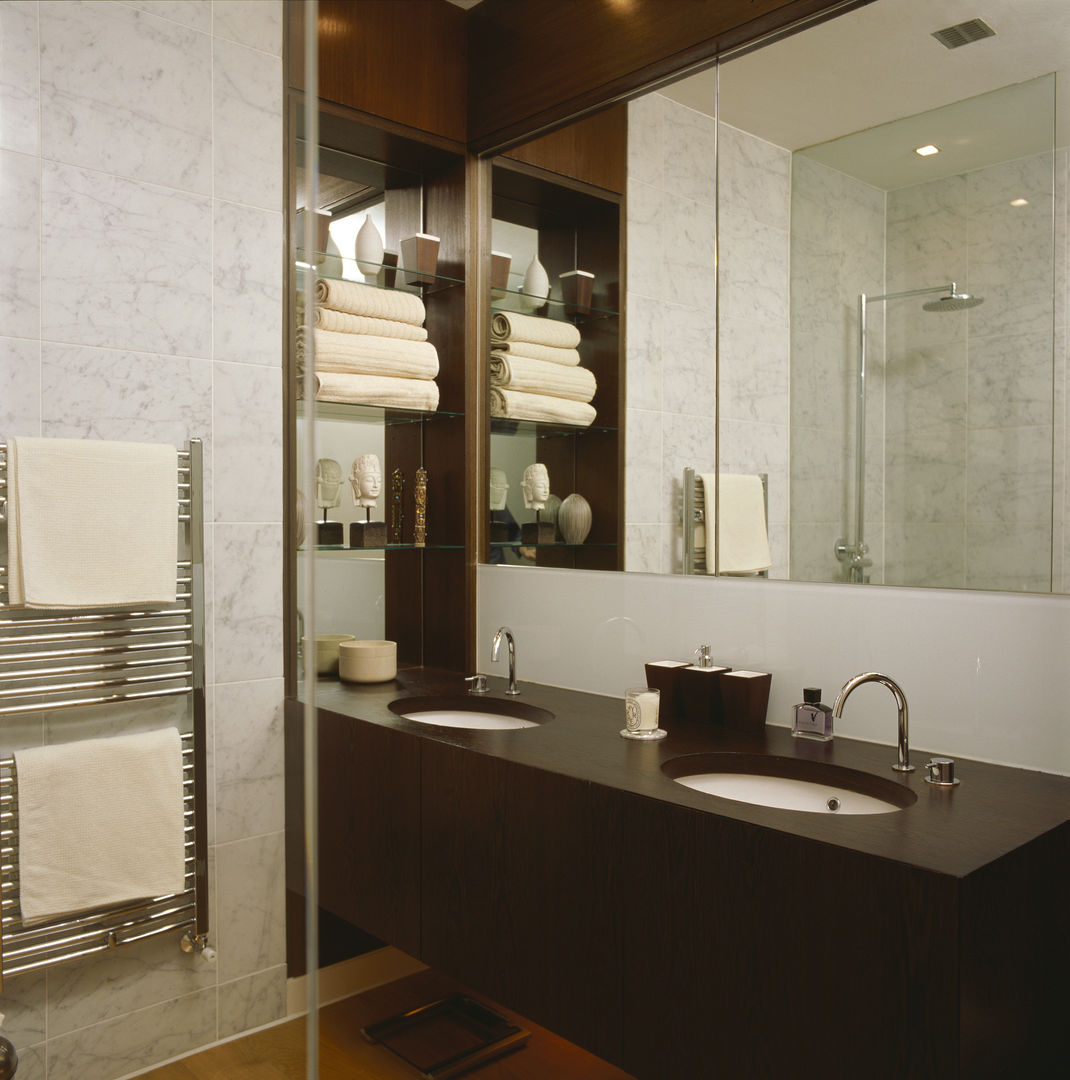 Contemporary Bathroom Space Alchemy Ltd Casas de banho coloniais