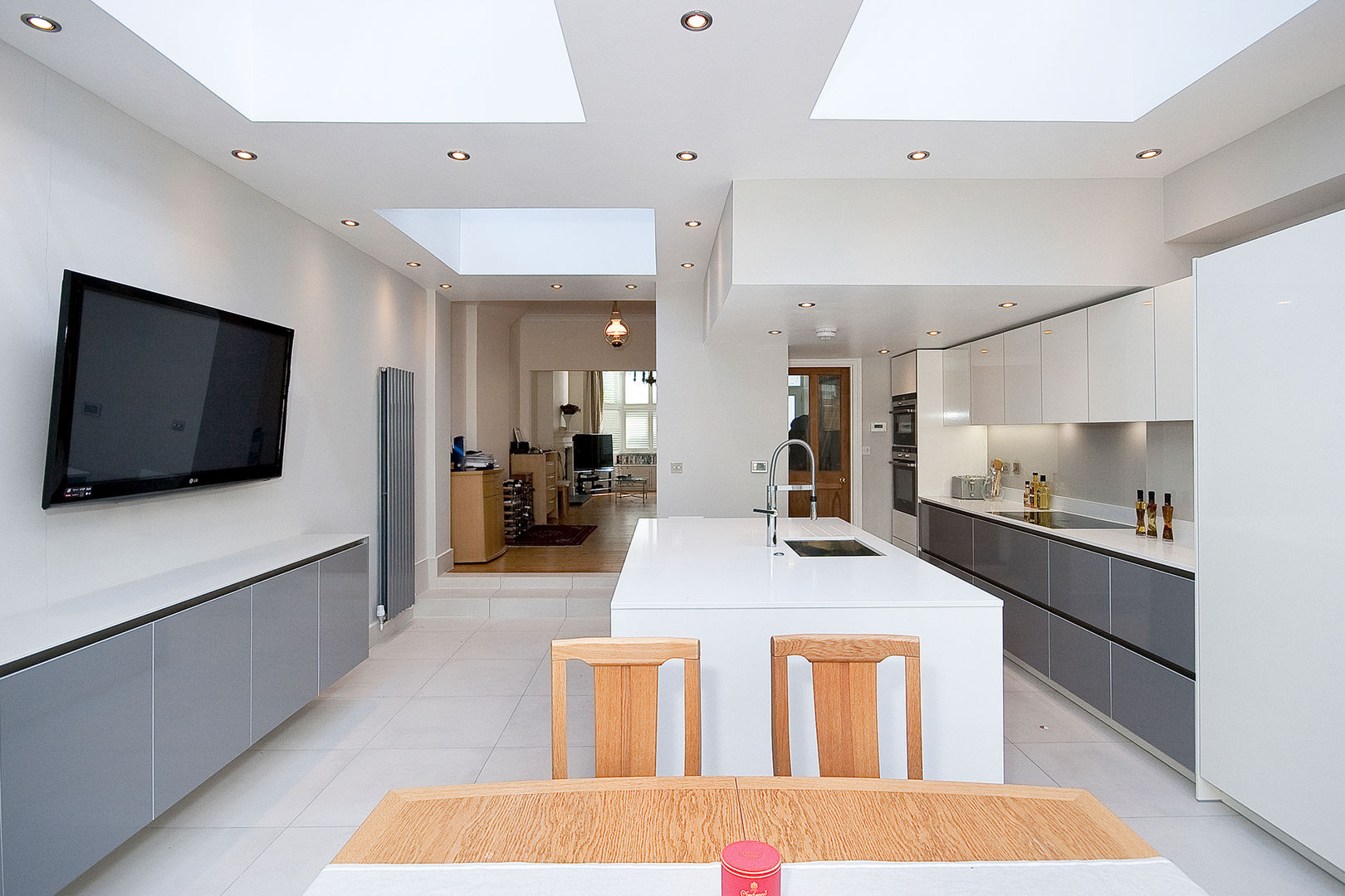 Putney, Wandsworth SW6 London | Kitchen house extension GOAStudio London residential architecture limited Кухня в стиле модерн