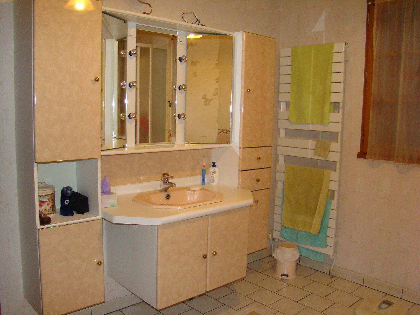 Rénovation d'une salle de bain moderne, Violaine Denis Violaine Denis