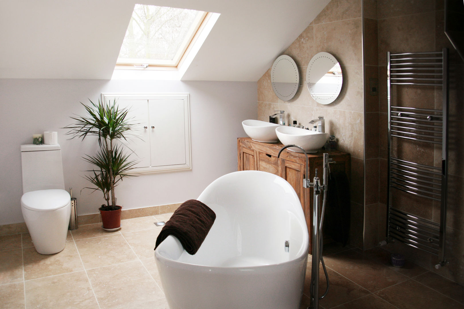 Chiswick, Hounslow W4, London | House extension GOAStudio London residential architecture limited Modern bathroom