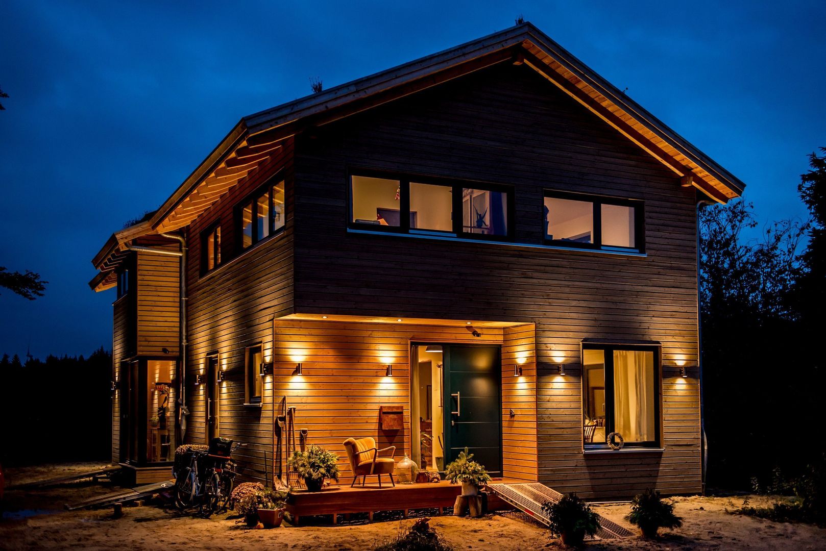 Modernes Landhaus in Holzbauweise, architektur. malsch - Planungsbüro für Neubau, Sanierung und Energieberatung architektur. malsch - Planungsbüro für Neubau, Sanierung und Energieberatung モダンな 家