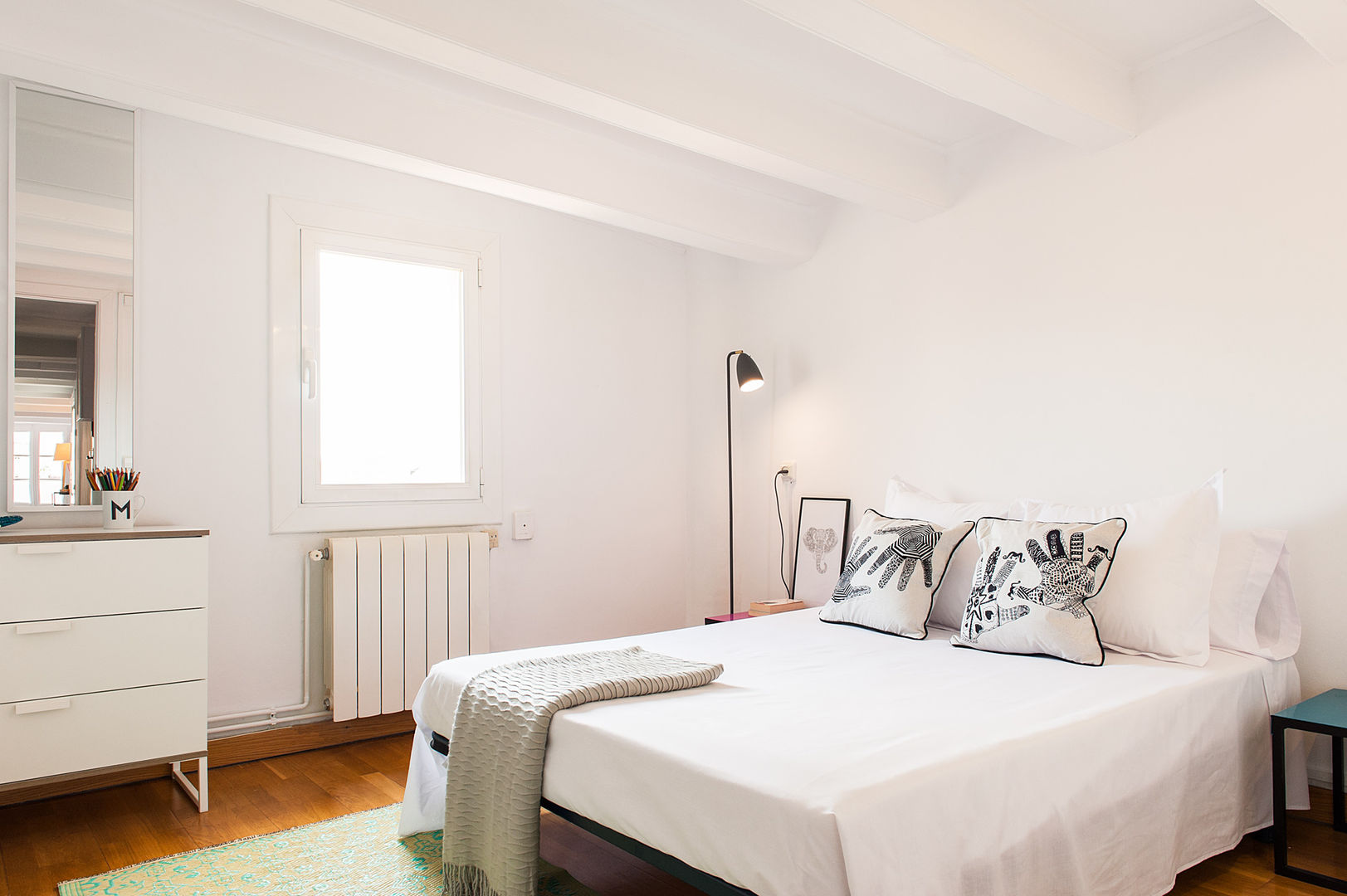 Home Staging para Alquilar una Vivienda en Barcelona, Markham Stagers Markham Stagers Kamar Tidur Minimalis