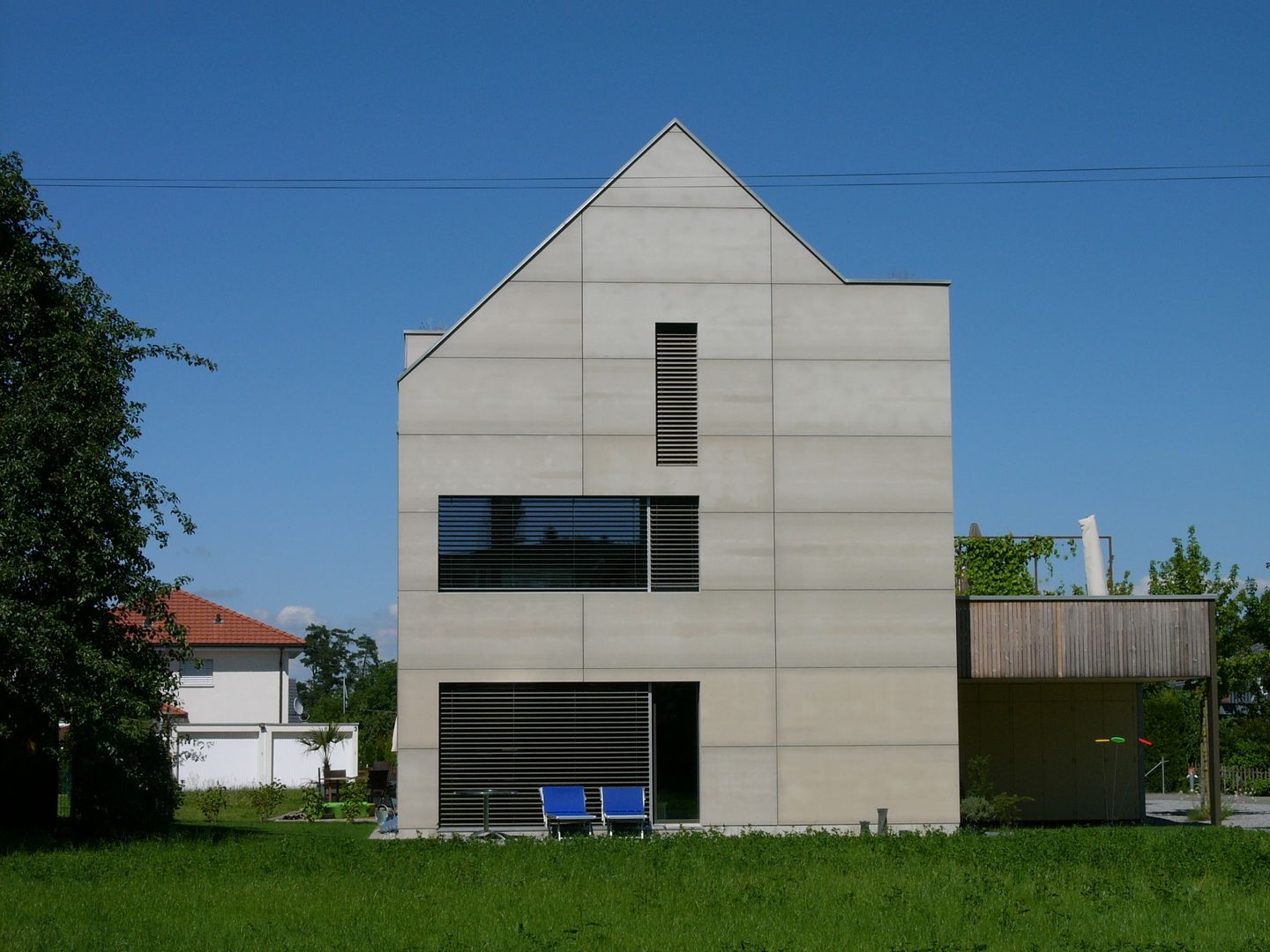 pasifa häuser güttingen schweiz, airarchitekten ag airarchitekten ag Minimalistische Häuser