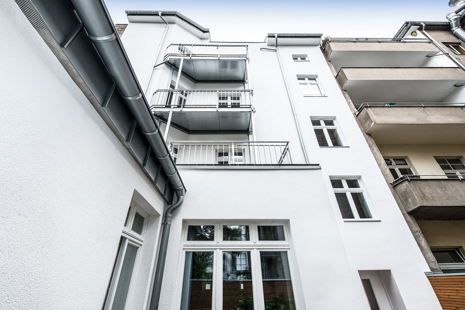 Sanierung Mehrfamilienhaus Düsseldorf/Derendorf, Maria Stahl Architekten Maria Stahl Architekten บ้านและที่อยู่อาศัย