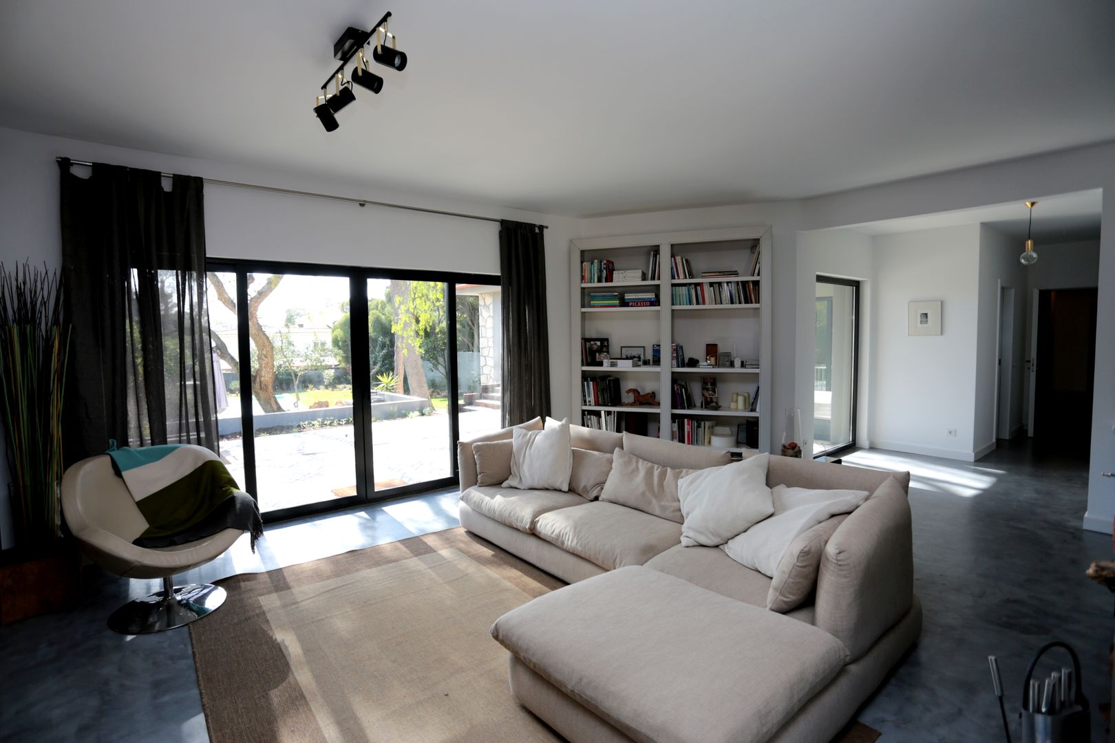 Renovação moradia em Birre II | Cascais, shfa shfa Modern living room