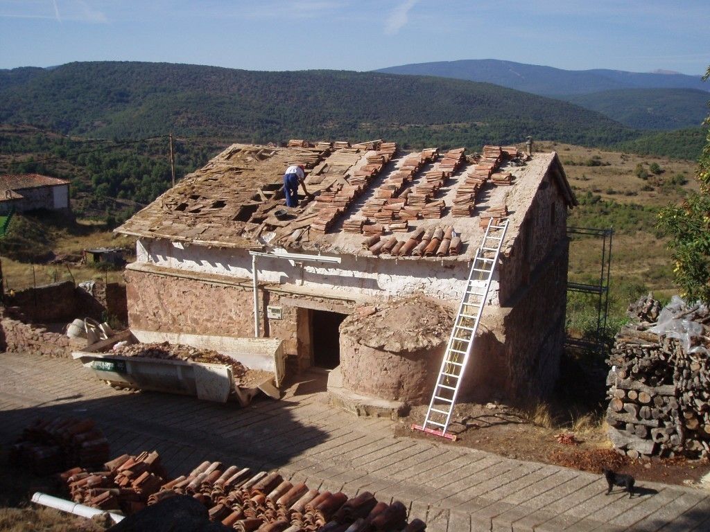 REHABILITACION DE VIVIENDA UNIFAMILIAR EN ALMARZA DE CAMEROS. LA RIOJA., Estudio A. Devalle-Granell Arquitectura. Estudio A. Devalle-Granell Arquitectura.