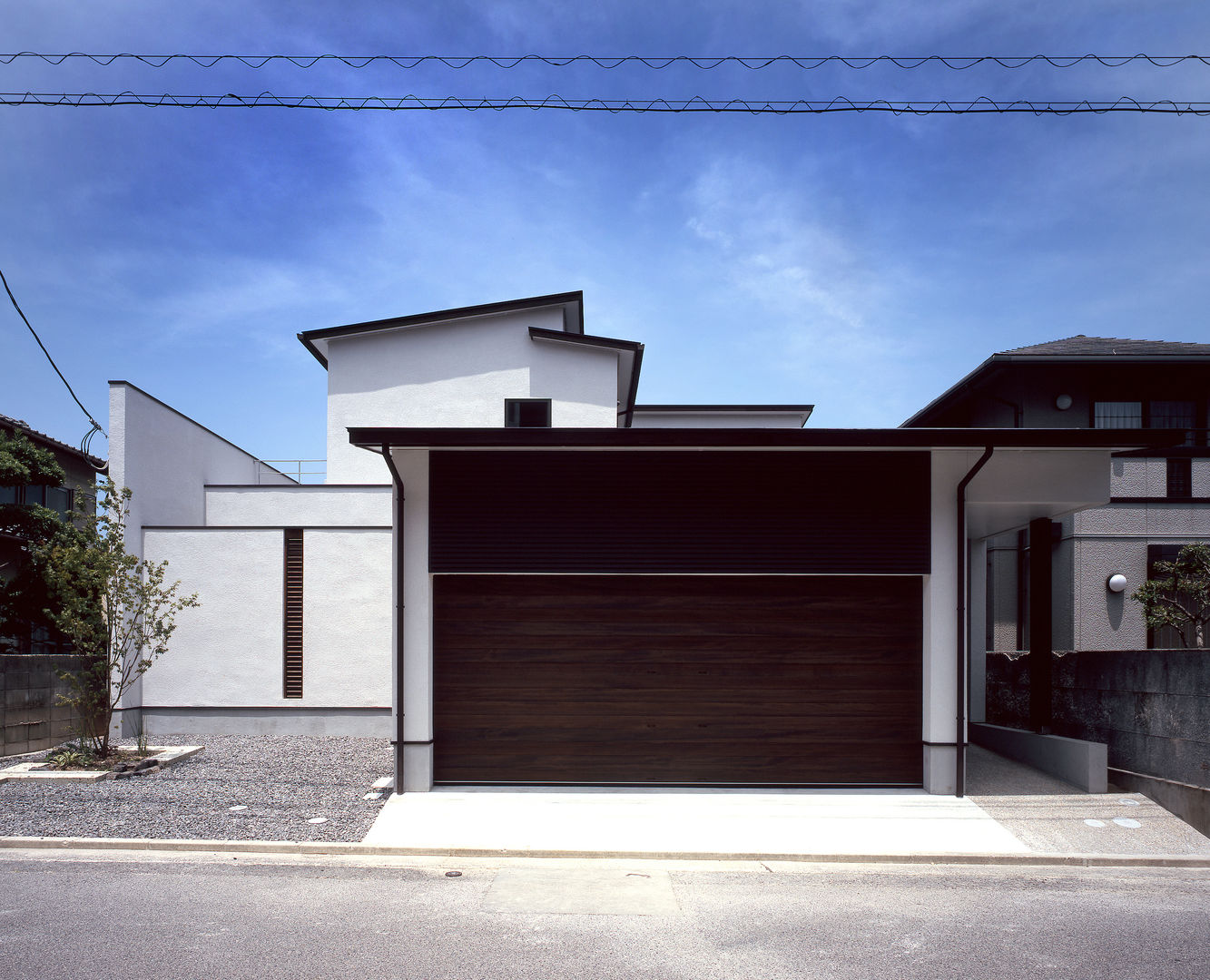 新宮苑の家 House In shinguen, いいつかけんちくこうぼう いいつかけんちくこうぼう Ausgefallene Häuser