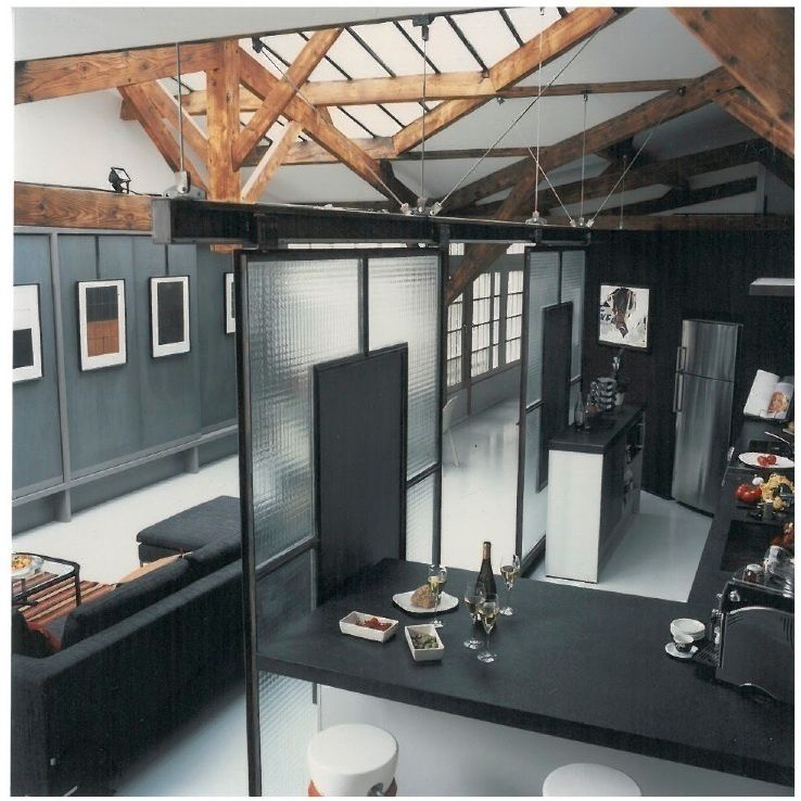 homify Industriële woonkamers