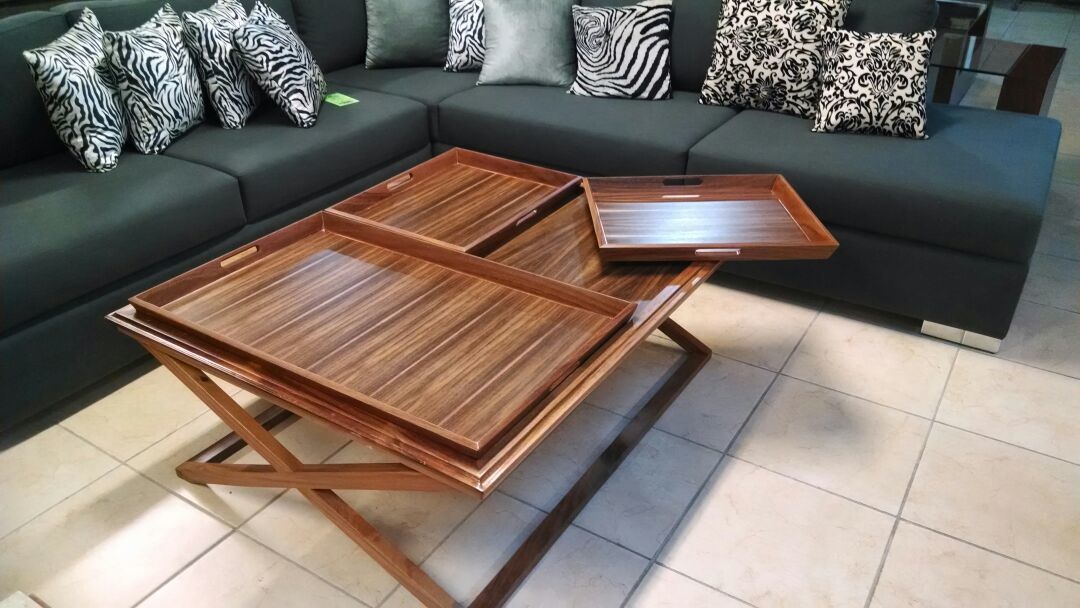 Tendencias, KARDA MUEBLES KARDA MUEBLES Modern living room Side tables & trays