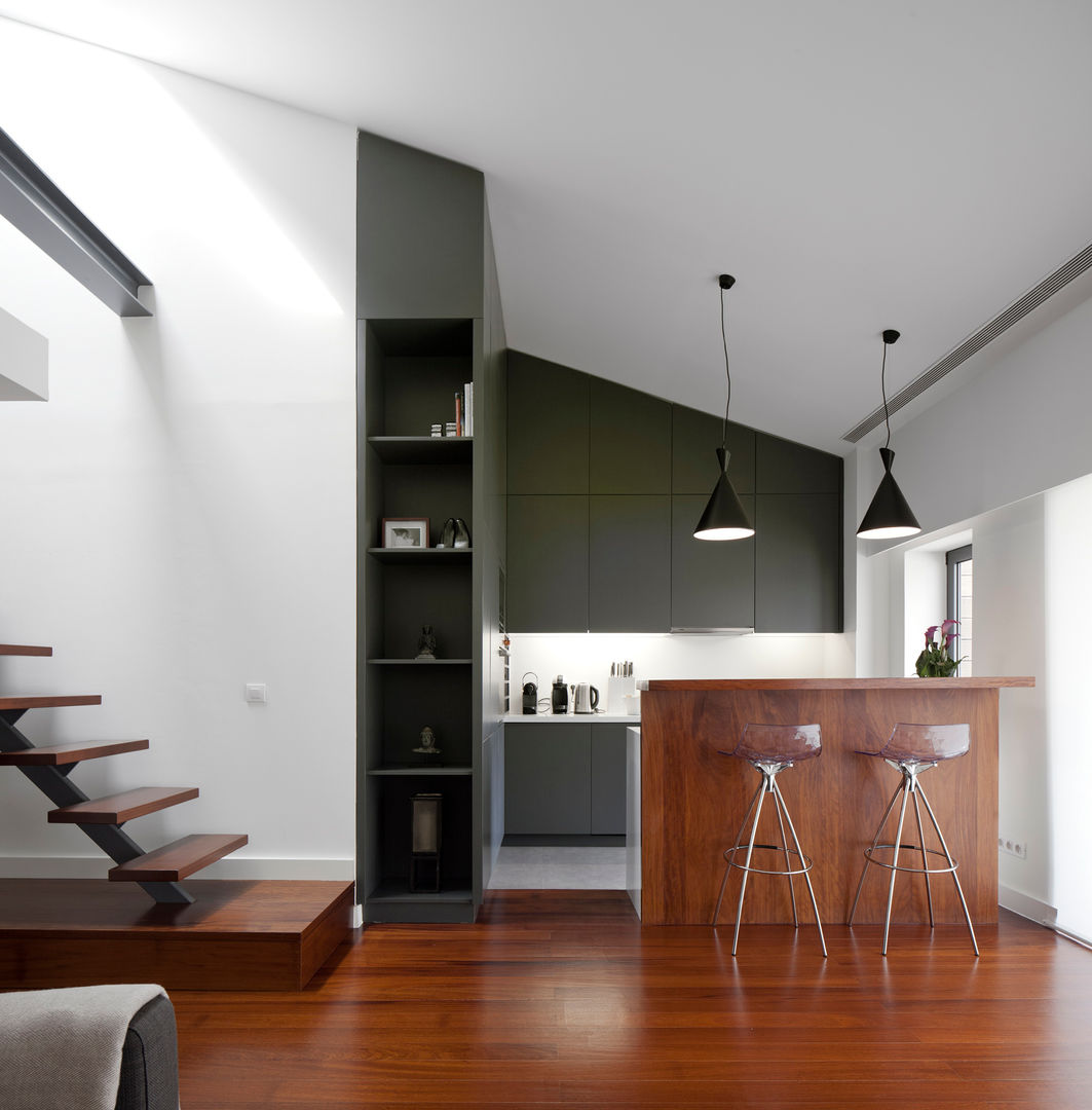 Apartamento na Lapa, RRJ Arquitectos RRJ Arquitectos Cocinas modernas: Ideas, imágenes y decoración
