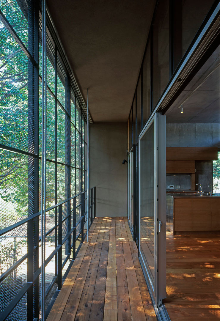 大銀杏の家, HAN環境・建築設計事務所 HAN環境・建築設計事務所 Modern balcony, veranda & terrace