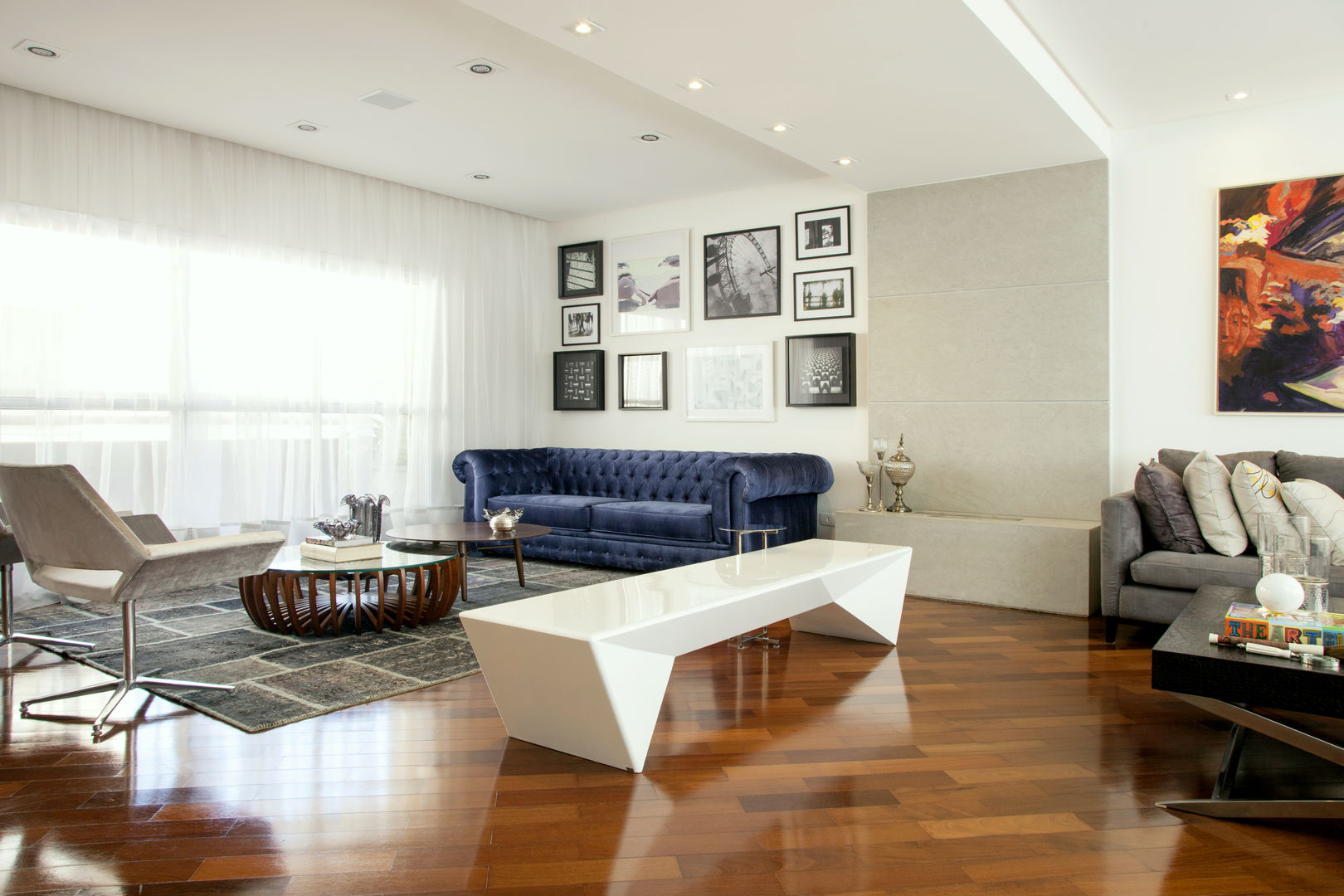 CASA MN | PLANALTO PAULISTA, SÃO PAULO, SP., Michelle Machado Arquitetura Michelle Machado Arquitetura Modern living room