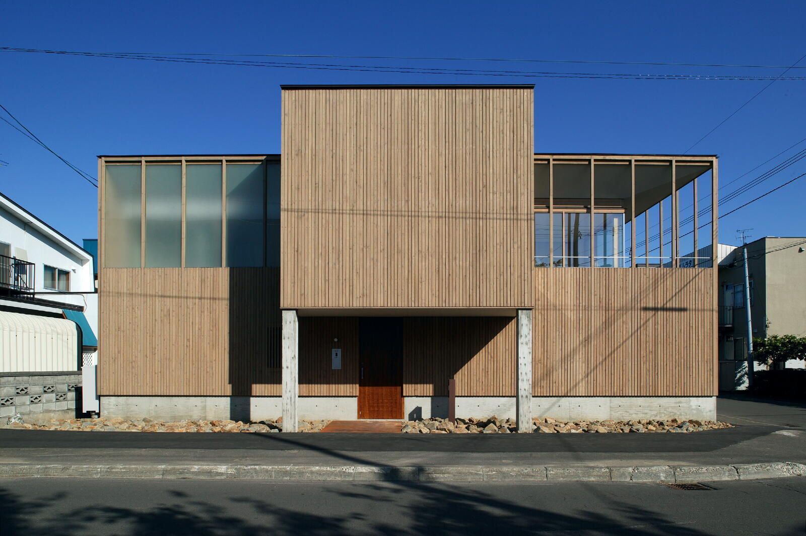 新川の家, キタウラ設計室 キタウラ設計室 Rumah Gaya Eklektik