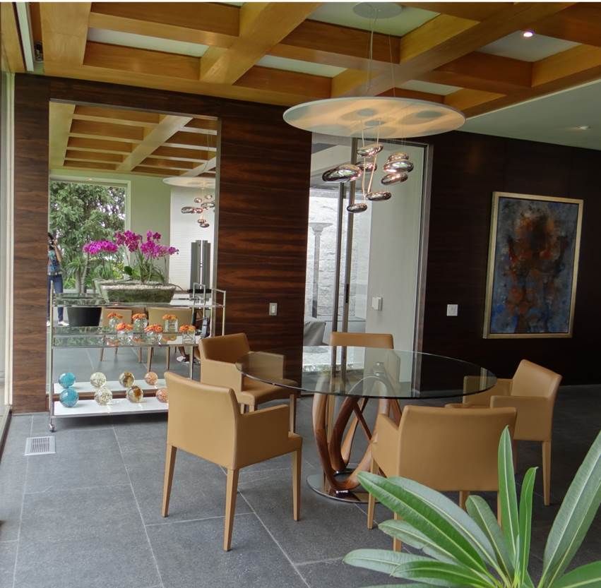 Residencia Bosque de Olivos, Iluminarq Iluminarq Modern dining room