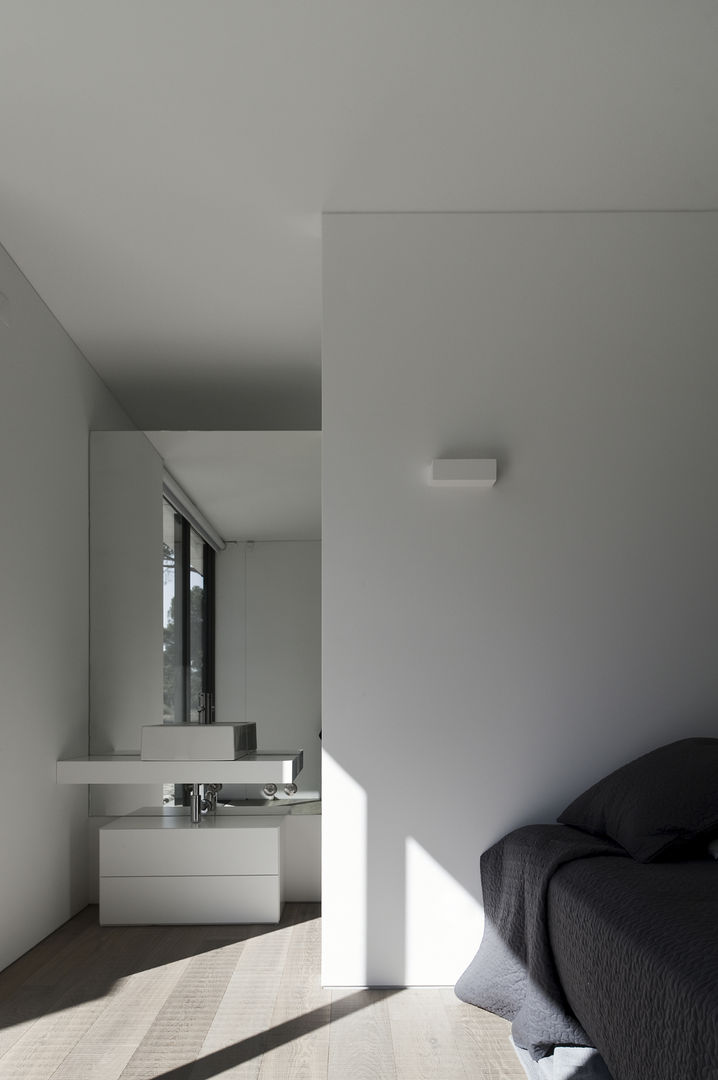 Casa na Comporta, RRJ Arquitectos RRJ Arquitectos Modern style bedroom