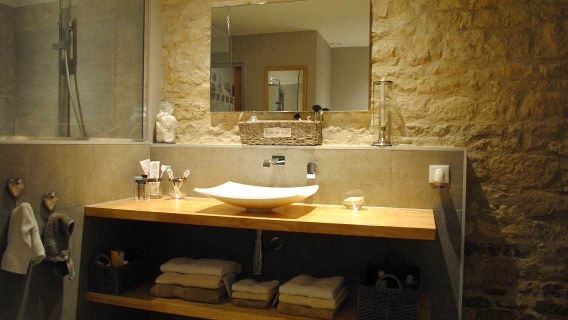 RENOVATION DE SALLE BAIN, Co-Cotes en papier Co-Cotes en papier Classic style bathroom