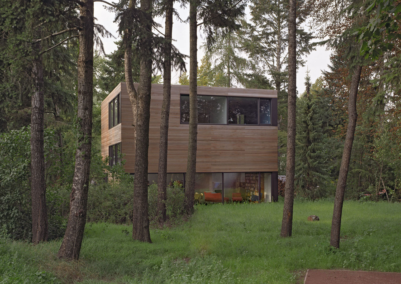 Holzhaus "Wohnhaus Tsingas" - Niedrigenergiehaus, Helm Westhaus Architekten Helm Westhaus Architekten Minimalist house