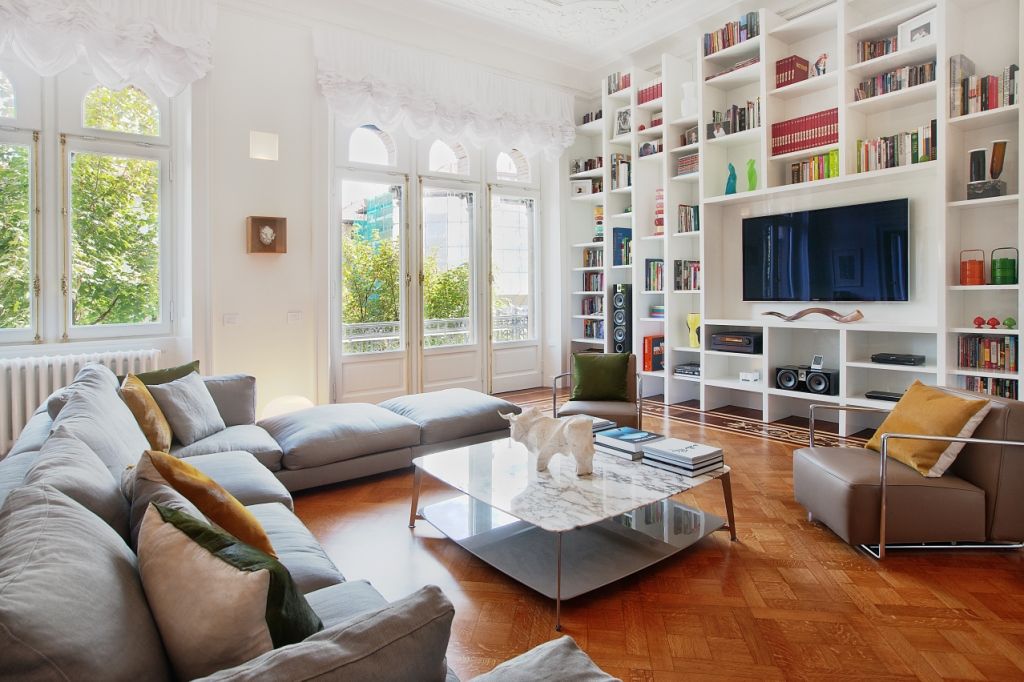 Appartamento Via Elba - Milano, PADI Costruzioni srl PADI Costruzioni srl Classic style living room