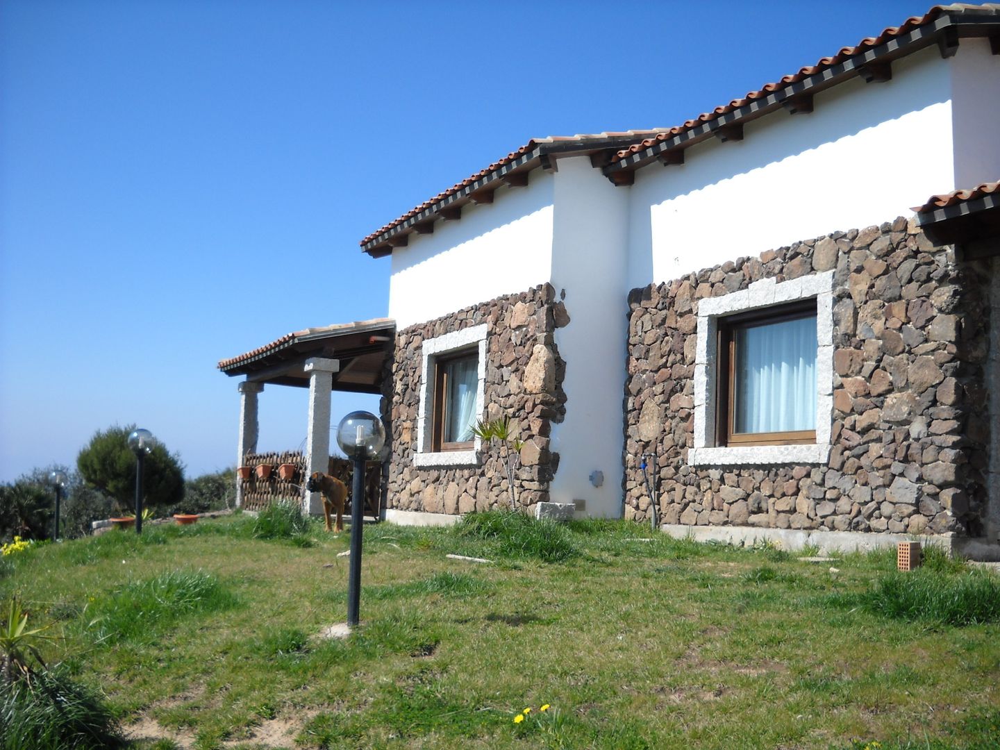 Casa nuova realizzazione, SOGEDI costruzioni SOGEDI costruzioni Casas de estilo rústico