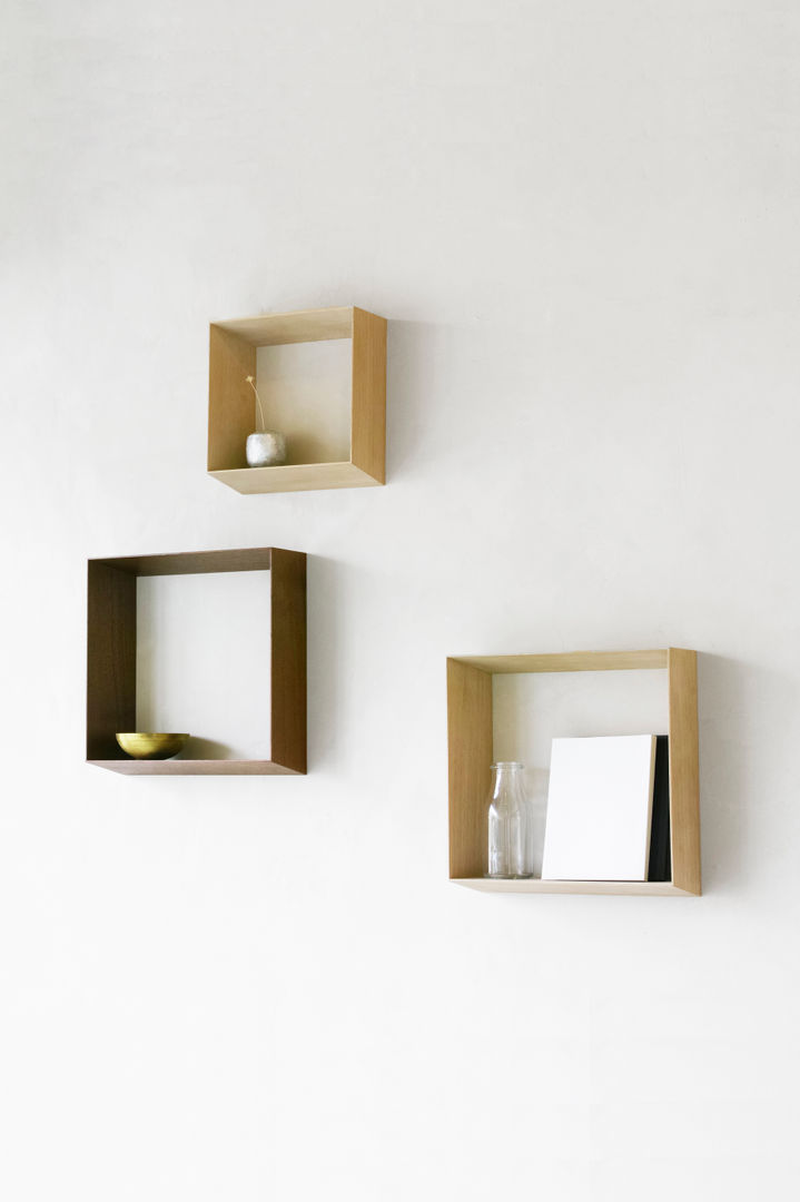 Thin shelf, YU MATSUDA DESIGN YU MATSUDA DESIGN Storage room Storage