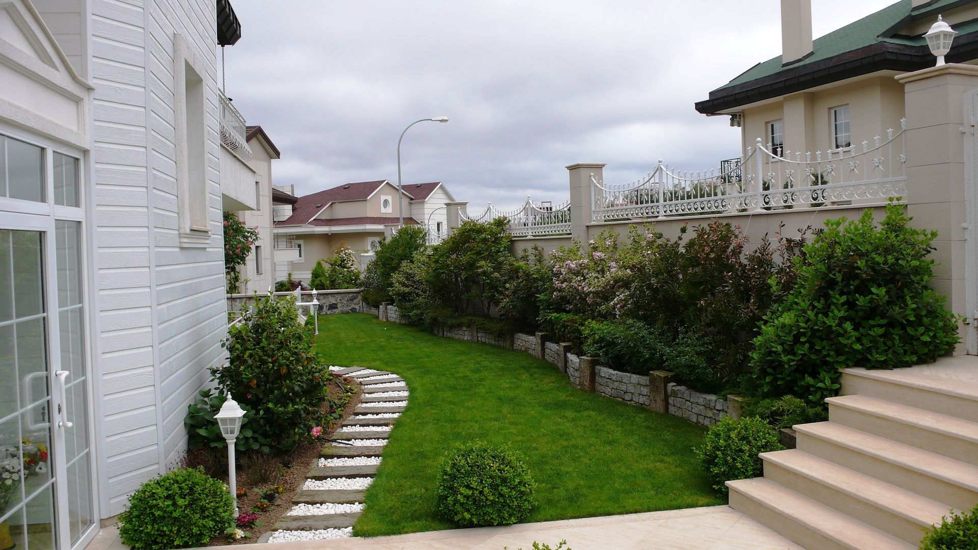 Villa bahçeleri 2, Bahçevilla Peyzaj Tasarım Uygulama Bahçevilla Peyzaj Tasarım Uygulama Classic style garden