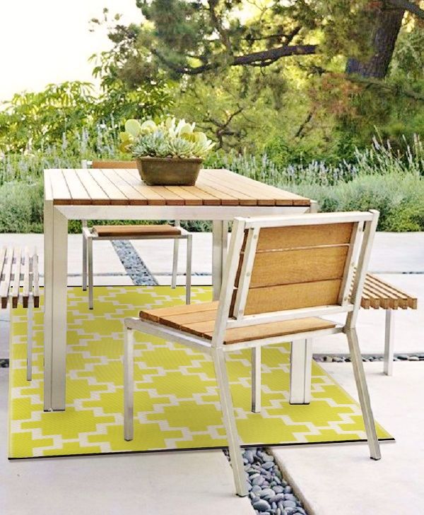 INDOOR/OUTDOOR, PLASTIC SOLITUDE CELERY GREEN RUG homify Giardino moderno Plastica Accessori & Decorazioni