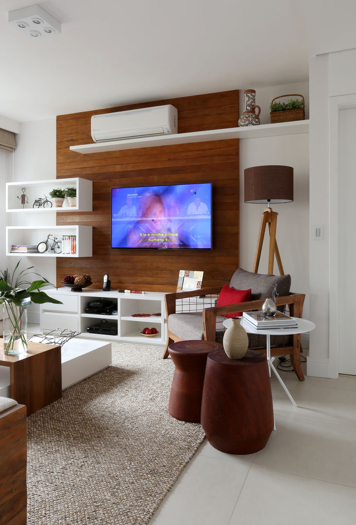 Apartamento JF, Duda Senna Arquitetura e Decoração Duda Senna Arquitetura e Decoração غرفة المعيشة TV stands & cabinets