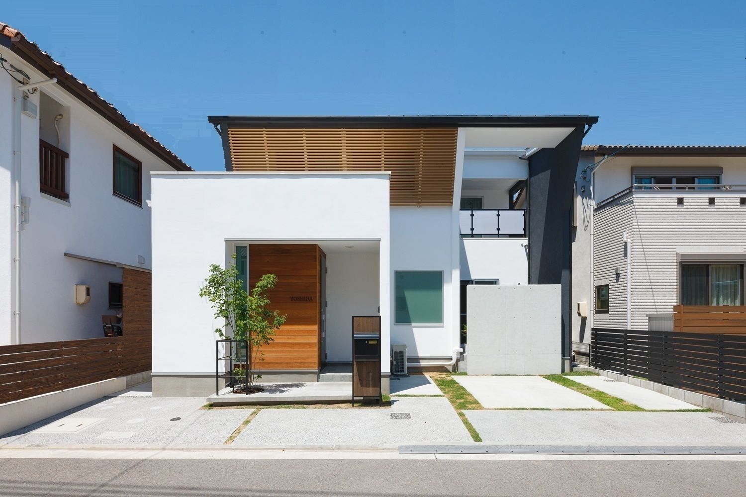 Light well, 株式会社トランスデザイン 株式会社トランスデザイン Casas estilo moderno: ideas, arquitectura e imágenes