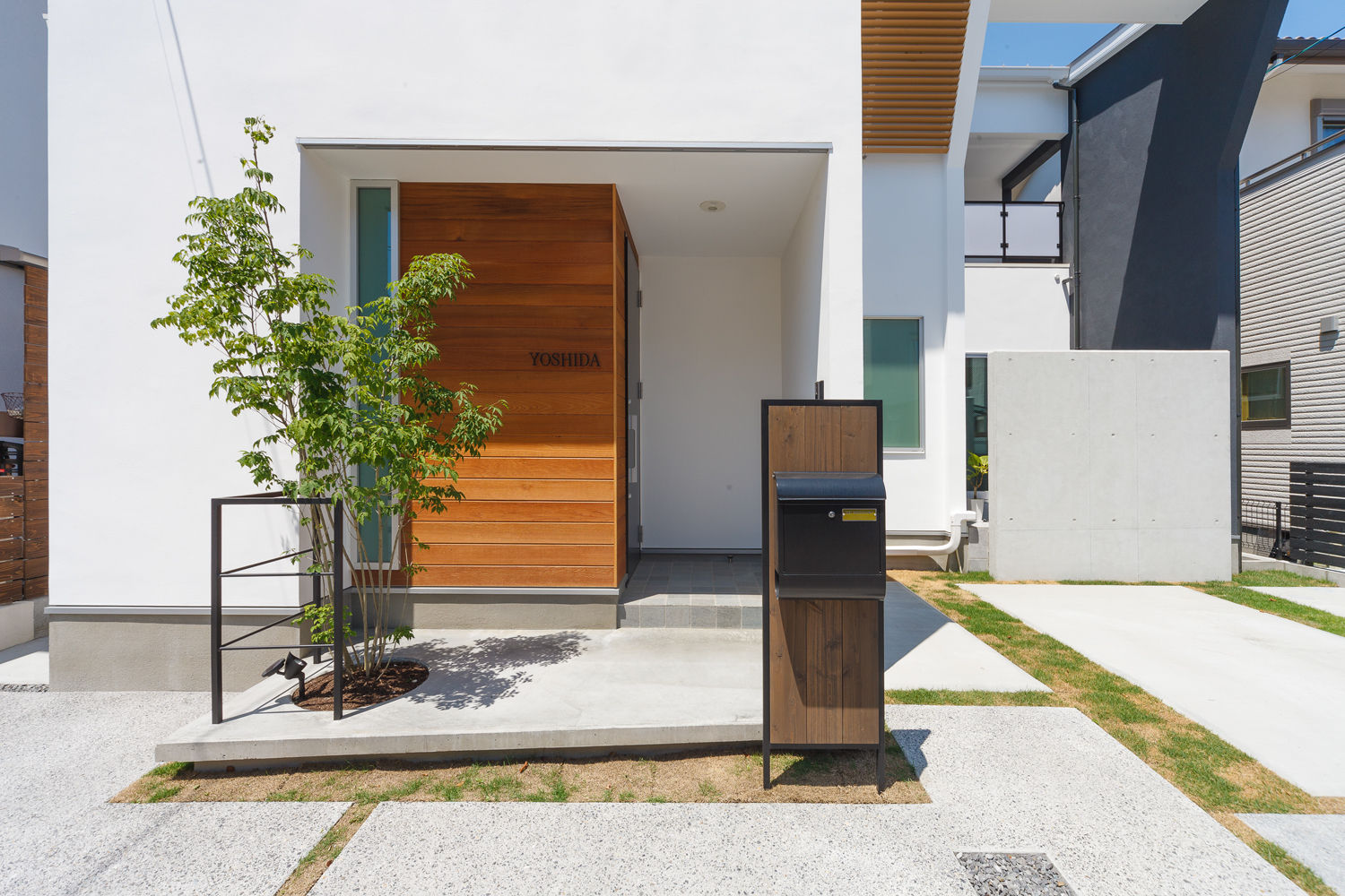 Light well, 株式会社トランスデザイン 株式会社トランスデザイン Casas de estilo ecléctico