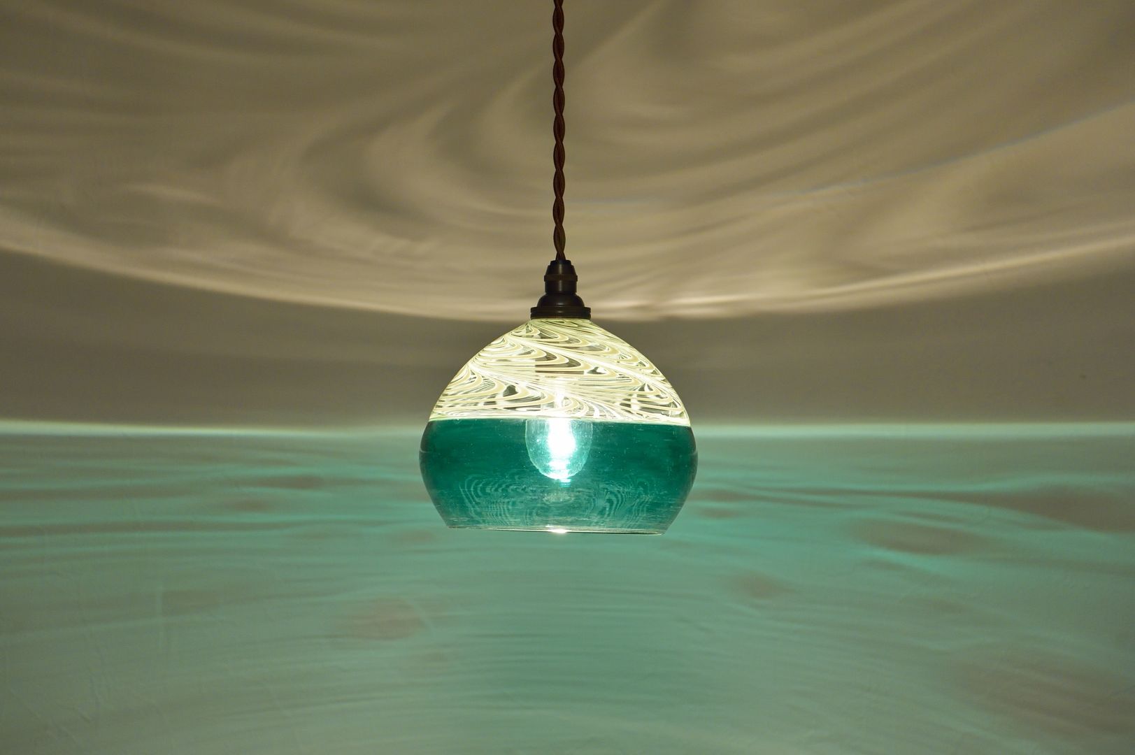 Lampshade, GLASS INTERIOR CUPIKA GLASS INTERIOR CUPIKA غرفة الاطفال إضاءة