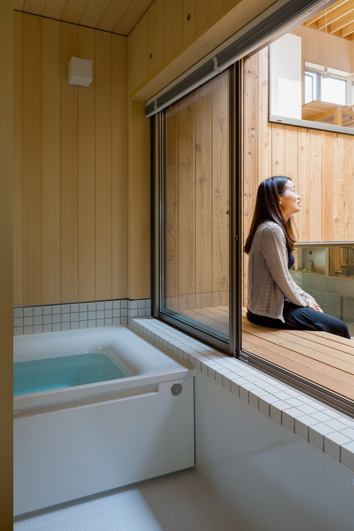 FP, 株式会社リオタデザイン 株式会社リオタデザイン Modern style bathrooms