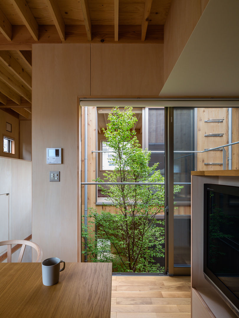 FP, 株式会社リオタデザイン 株式会社リオタデザイン Modern dining room