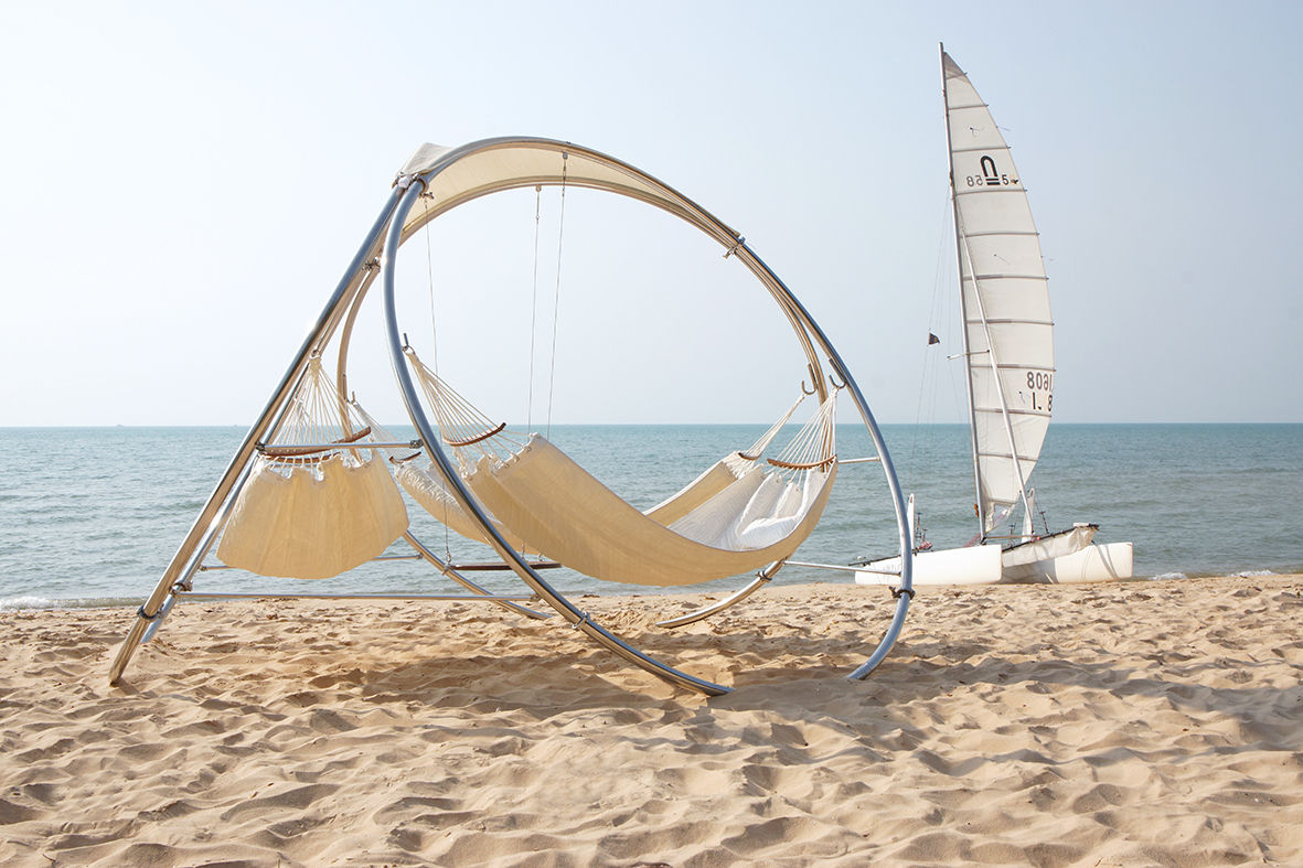 Infinity Trinity hammocks Jardines de estilo moderno Mobiliario