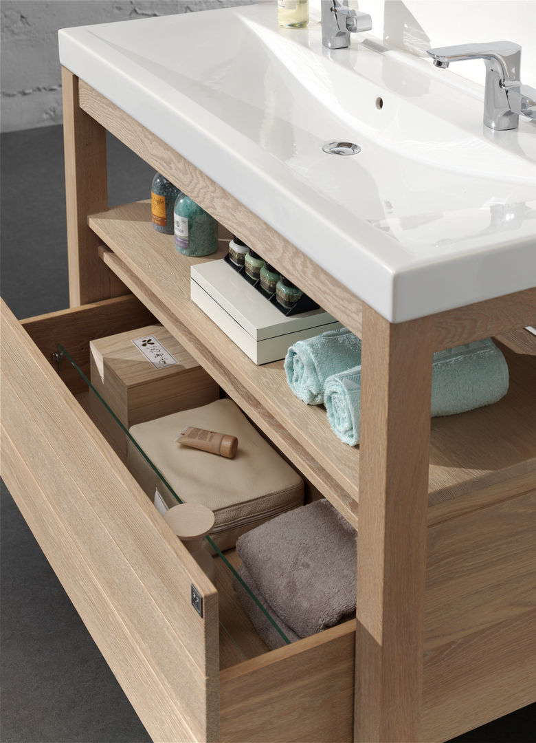 Echtholzbadmöbel aus der Serie Pandora, F&F Floor and Furniture F&F Floor and Furniture Country style bathroom Sinks