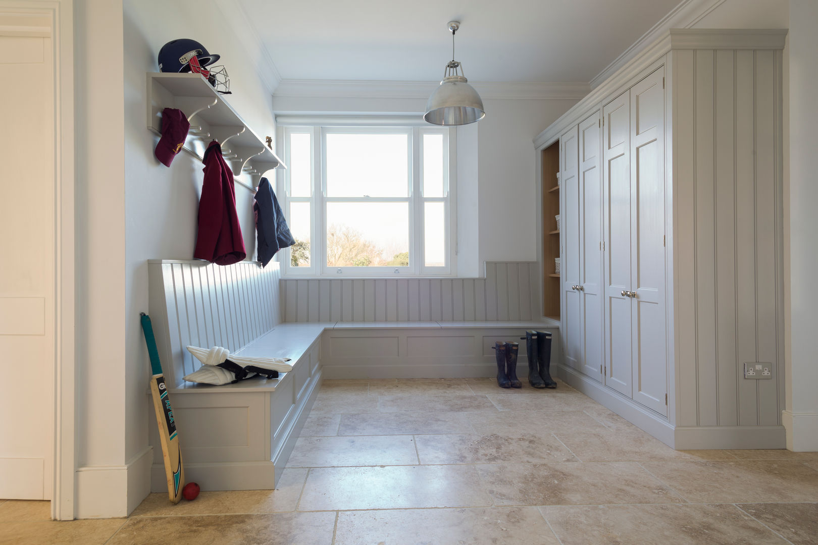 Ashurst House | Classic Contemporary Grey Painted Boot Room Humphrey Munson Kitchen