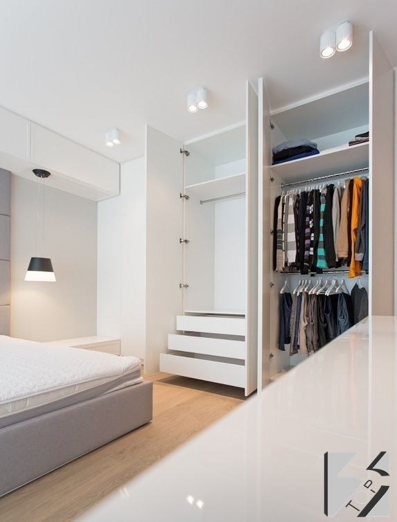 Meble na wymiar do apartamentu na warszawskiej Ochocie, 3TOP 3TOP Closets Arrumação