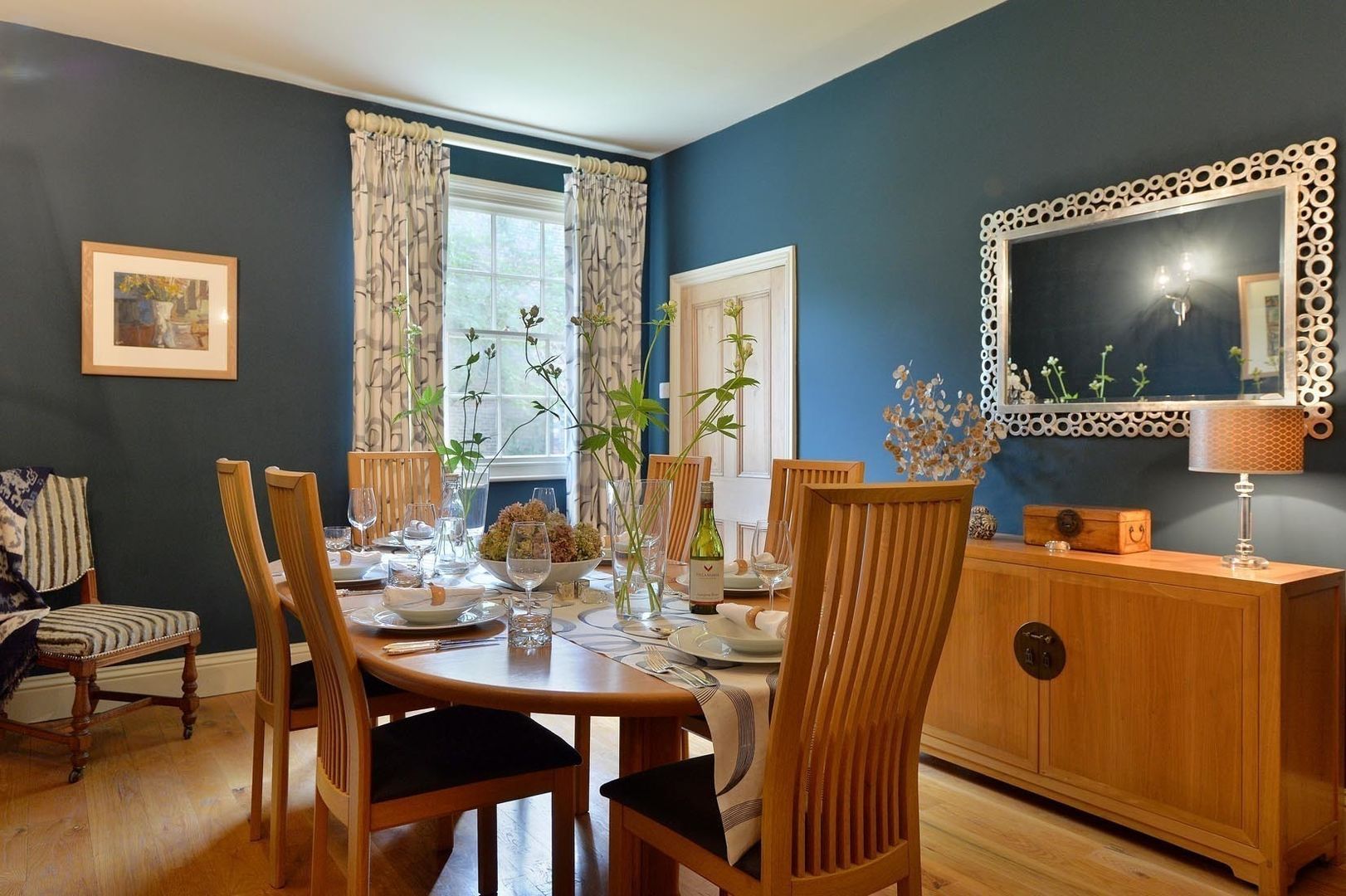 Dramatic Dining Room Natalie Davies Interior Design Moderne Esszimmer