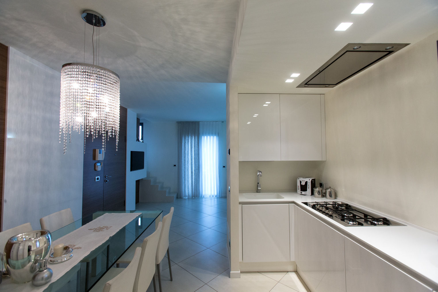 Appartamento al mare, QUADRASTUDIO QUADRASTUDIO Dapur Minimalis